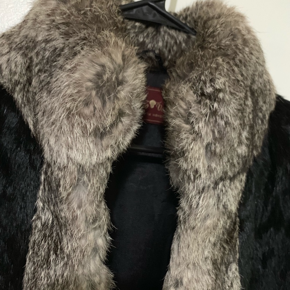 Sergio Valente Rabbit Fur Coat - Picture 3 of 6